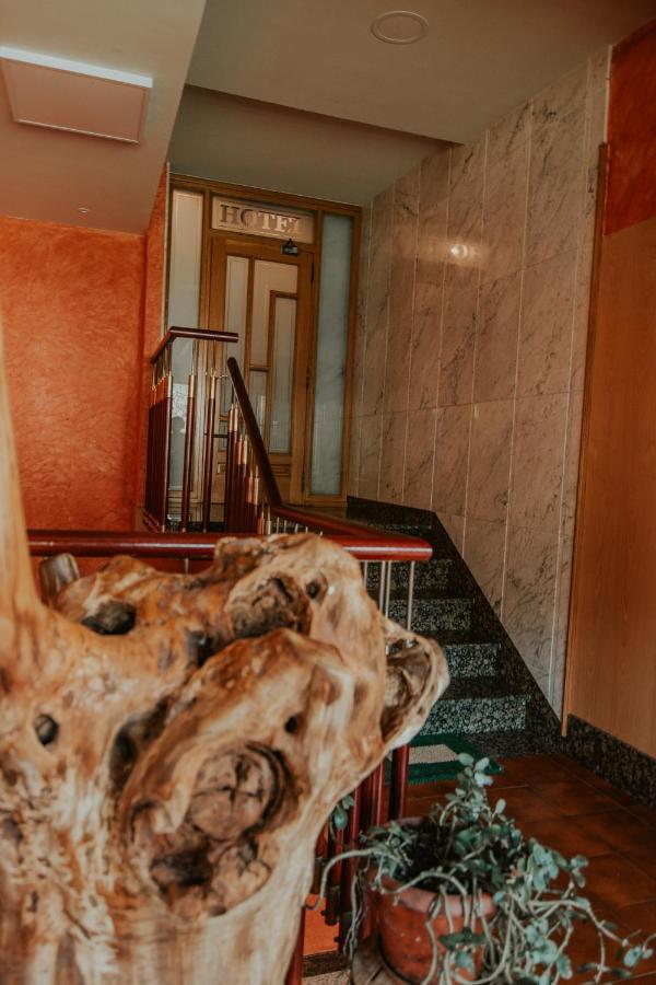 Hotel A Veiga Самос Экстерьер фото